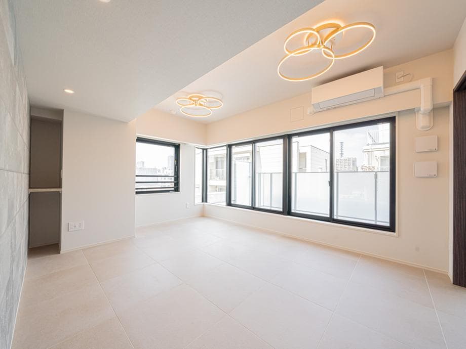 Future-Ready 3BR in Yotsuya Hills - View 1