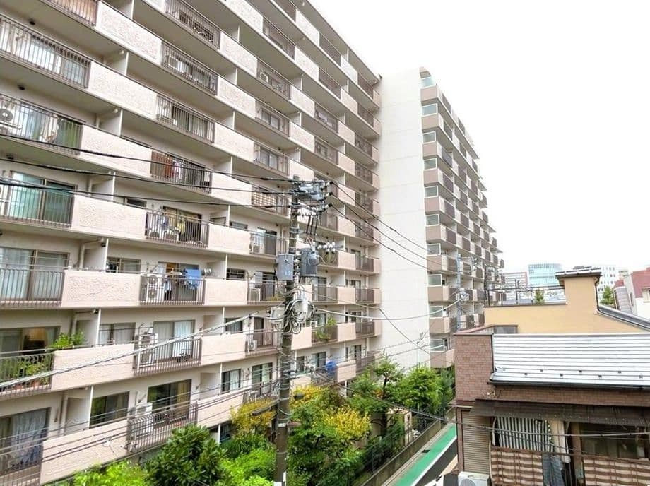 Charming 2BR Near Korakuen and Tokyo Dome - View 1