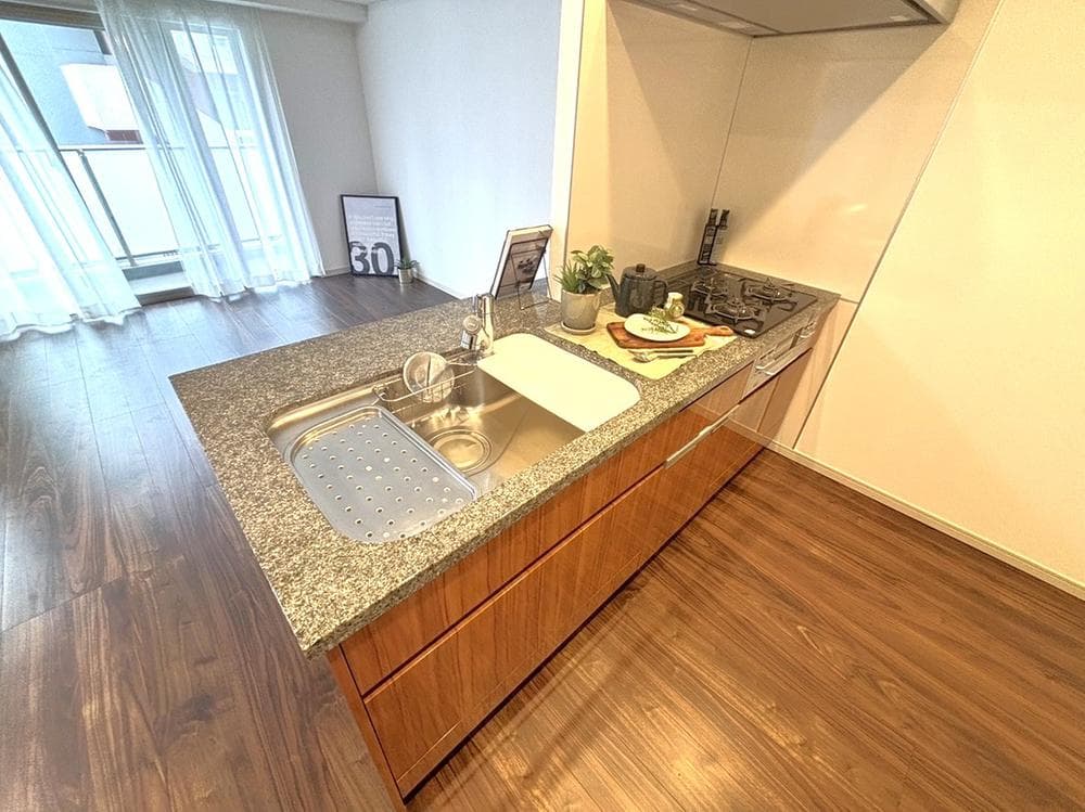 Luxury 2BR Near Ueno Park, 5 Min to Yamanote Line - View 1