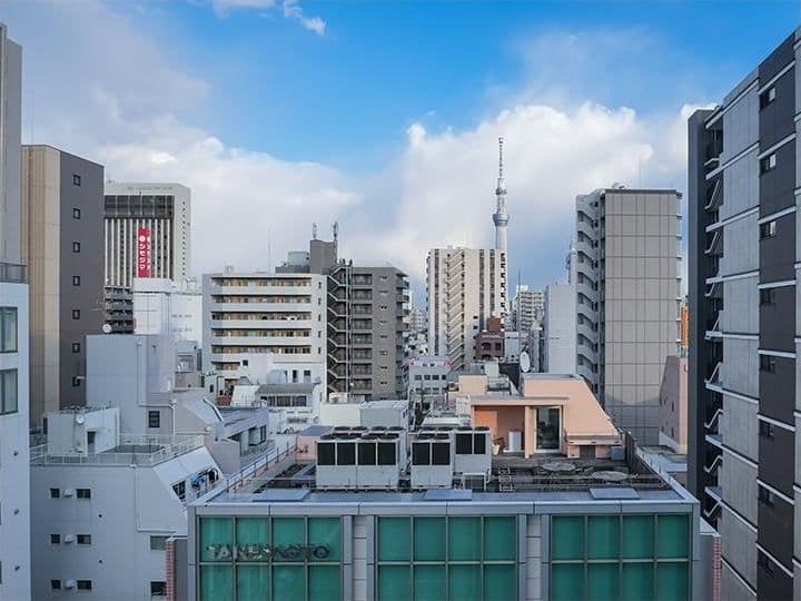 Spacious 2BR with Den in Historic Ueno Area