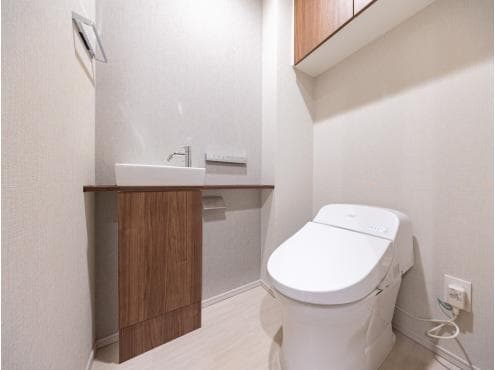Luxury 2BR with Canal Views in Shinonome - View 1