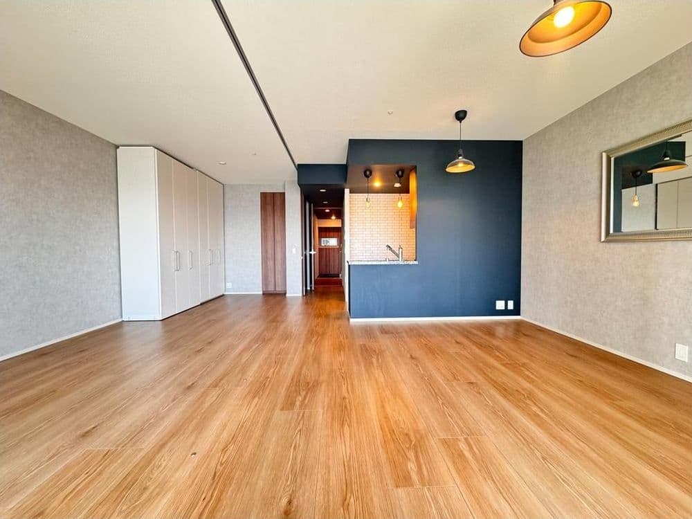 Modern 3BR Canal-Side in Shinonome - View 1
