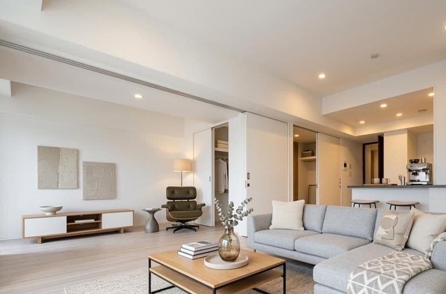Stylish 2BR Near Tennozu Isle Station - View 1