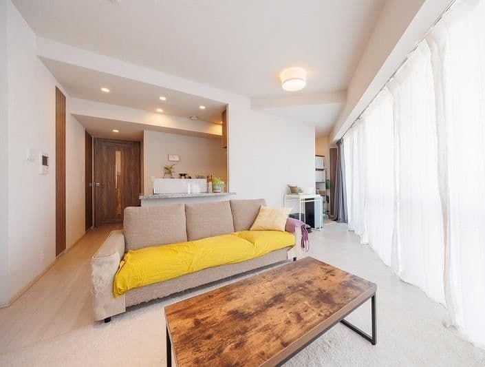 Spacious 2BR with Seaside Proximity - View 1