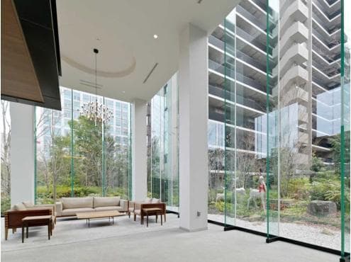 Modern 2BR Near Shinagawa Seaside, 4-Minute Walk to Station - View 1