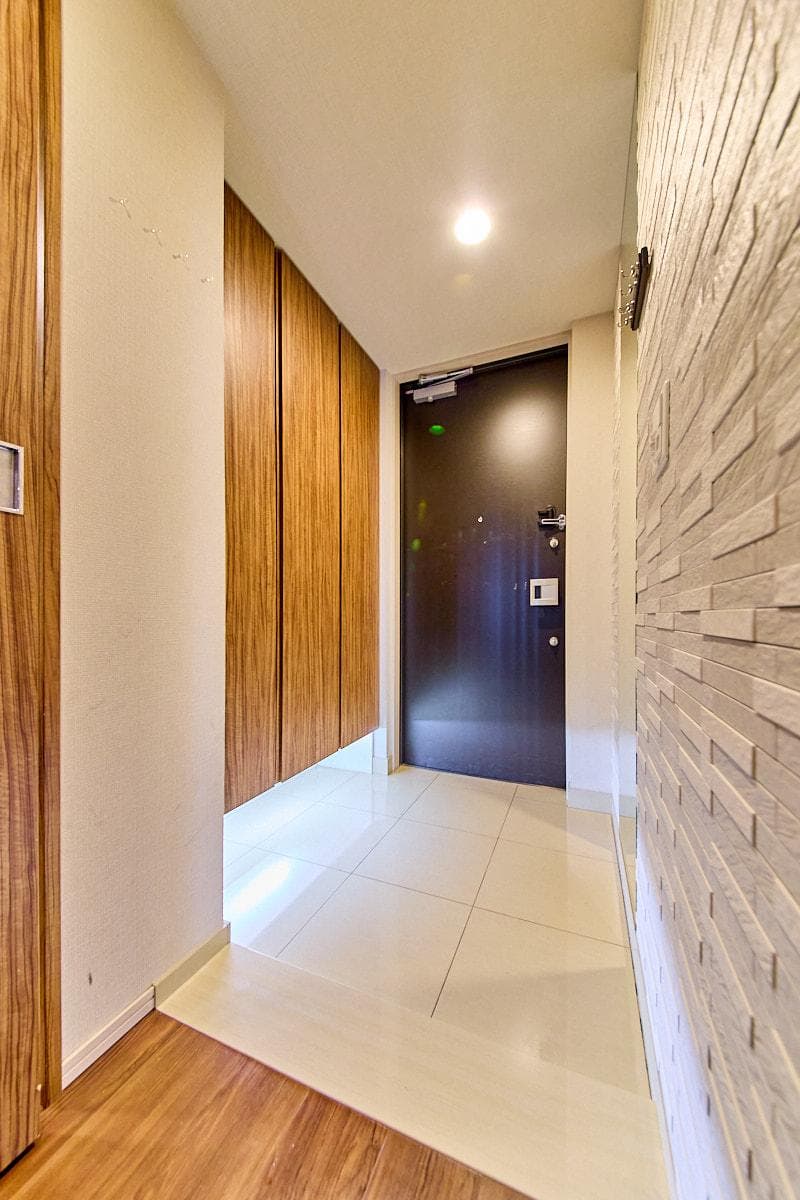 Spacious 3BR Tower Residence in Shinagawa Seaside - View 1