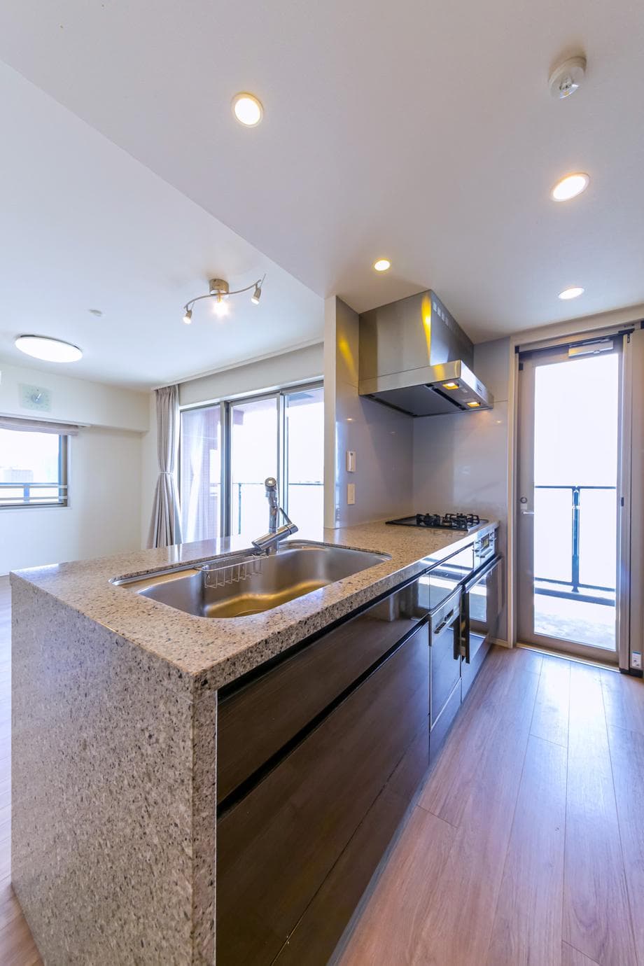 Spacious 2BR in Meguro's Clevia Tower - View 1