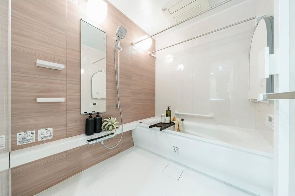 Expansive 2BR with Seaside Views - View 1