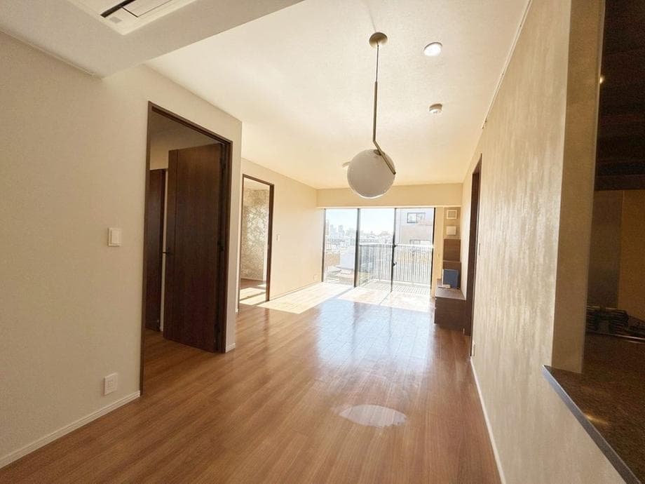 Spacious 3BR with Park Views in Nakameguro - View 1