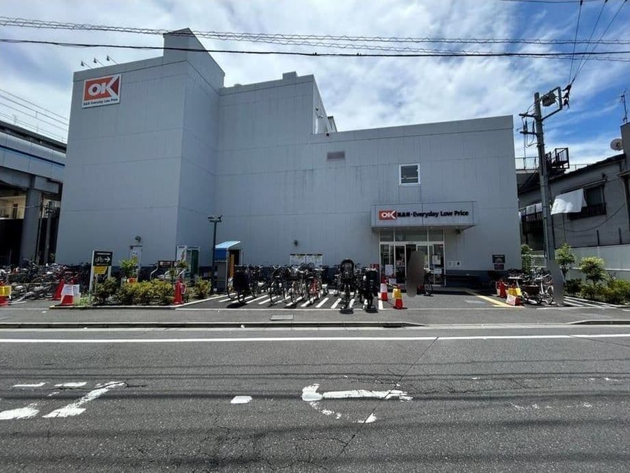 Sunlit 1BR with Den Near Omorimachi Station - View 1