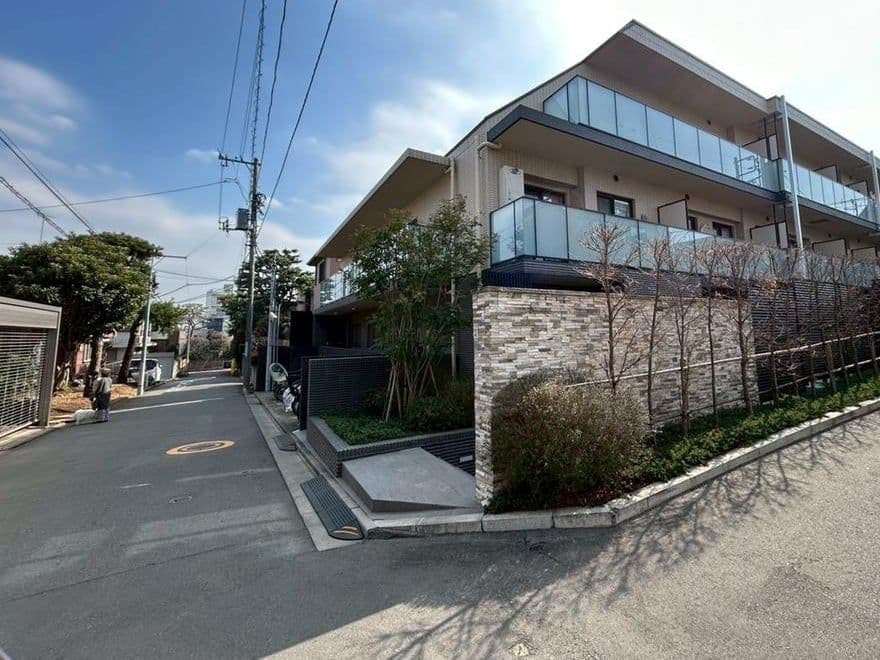 Stylish 2BR Near Vibrant Shimokitazawa - View 1