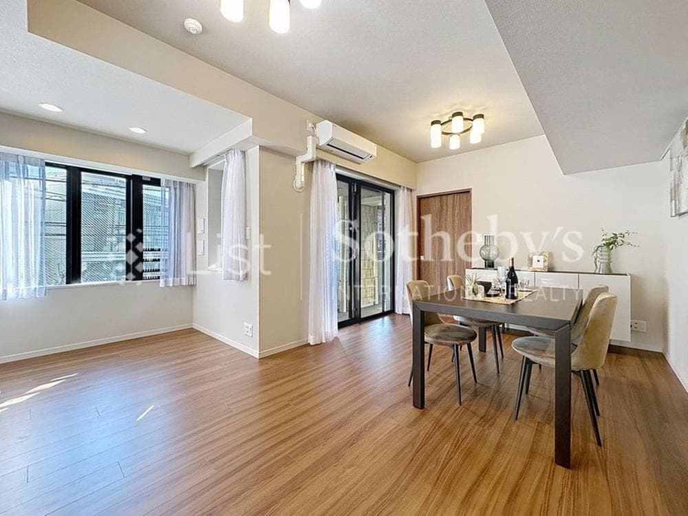 Spacious 3BR Near Yoyogi-Uehara Station - View 1