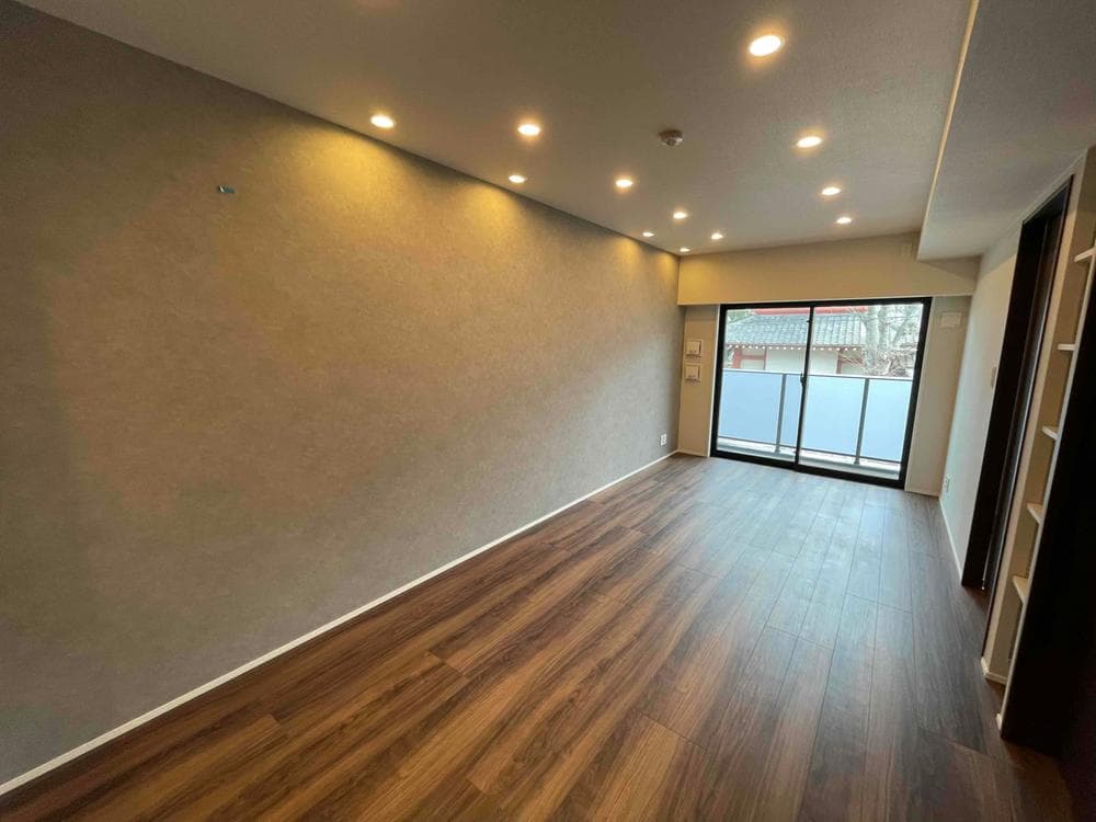 Luxury 2BR with Den in New Nakano Build - View 1