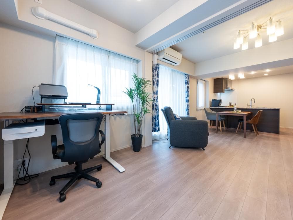 Luxury 3BR Just 1 Minute from Shin-Nakano Station - View 1