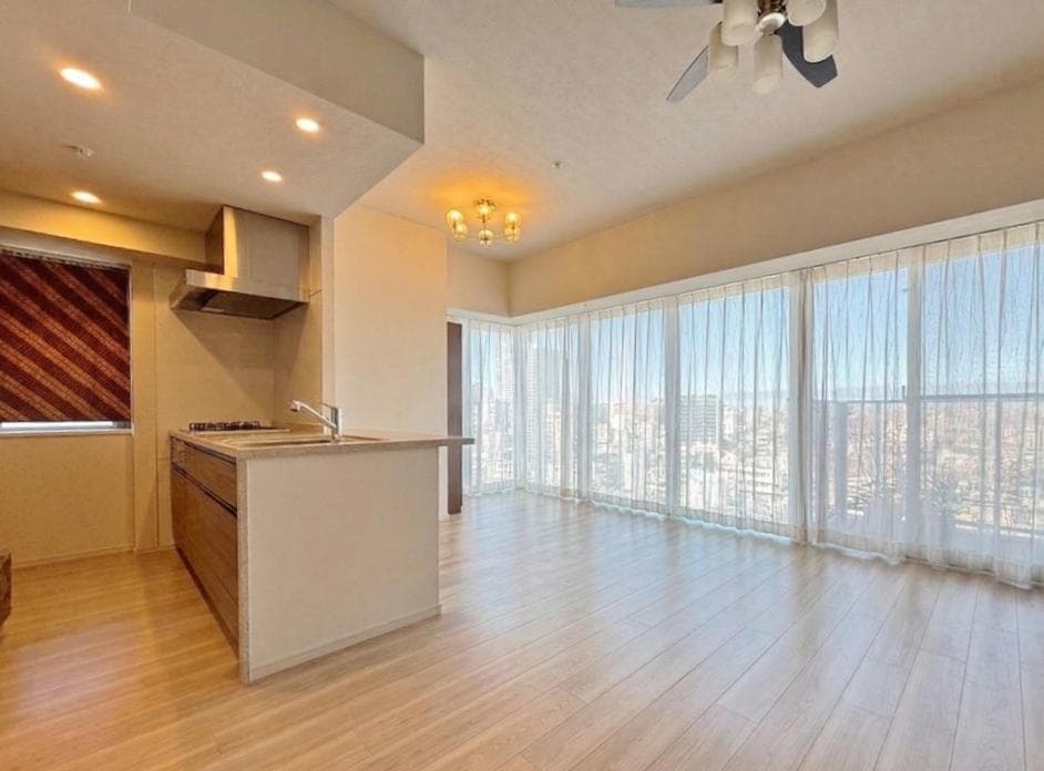 2022-Built 3BR Just 4 Min from Otsuka Station - View 1