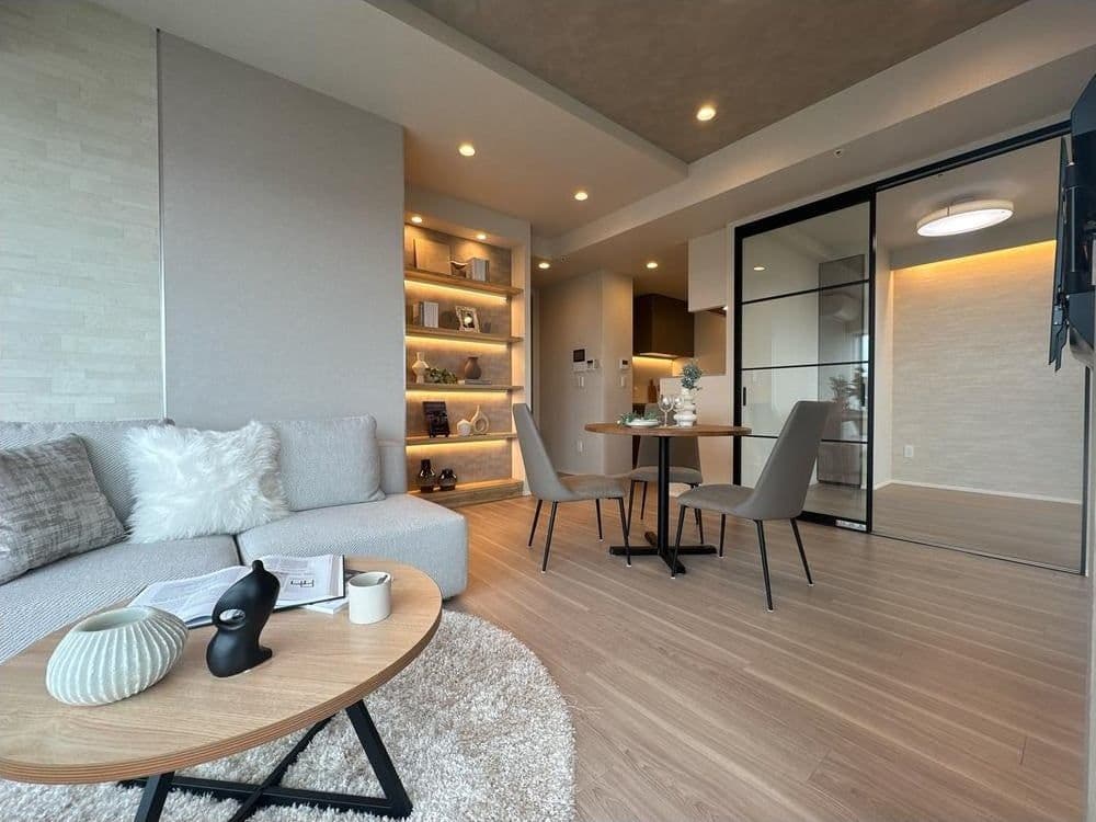 Modern 2BR Luxury Apartment in Ikebukuro - View 1