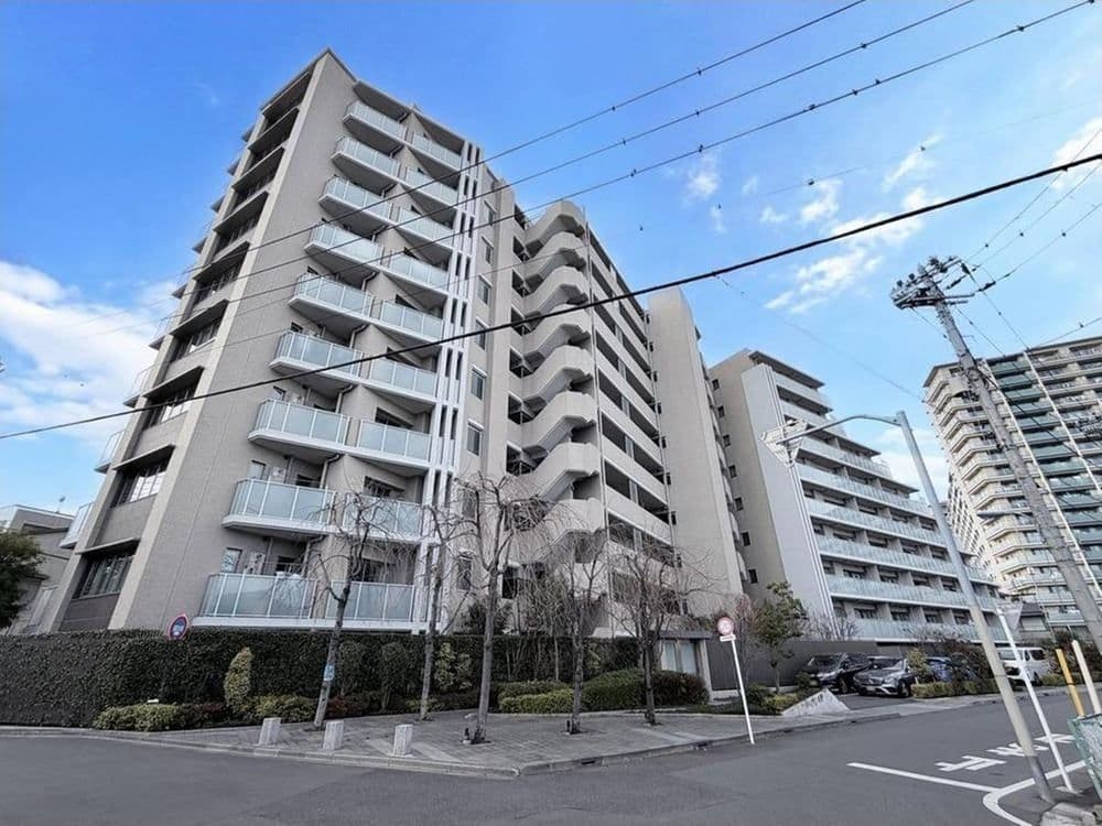 Modern 3BR Apartment in Quiet Higashi-Jujo - View 1