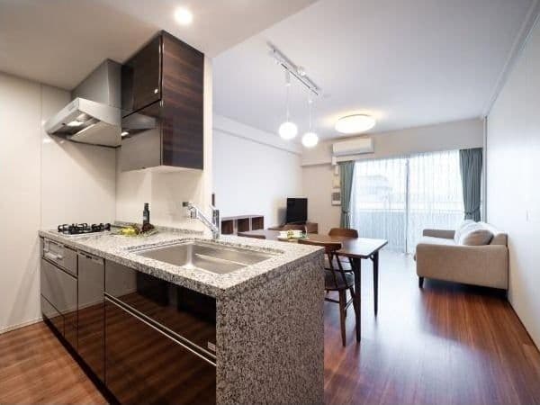 Elegant 3BR in Prestigious Komagome - View 1