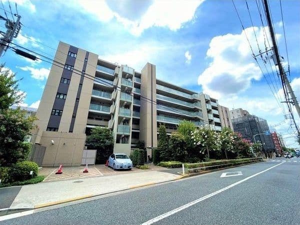 Spacious Luxury 3BR Near Nishidai Station - View 1