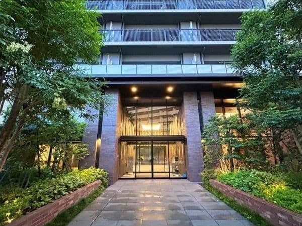 Modern 3BR in Popular Katsushika Development - View 1