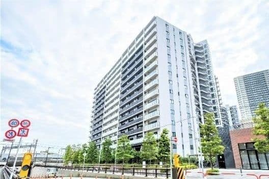 Contemporary 3BR Apartment in Katsushika - View 1
