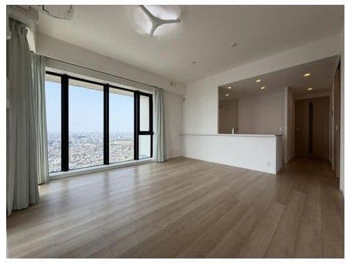 Luxury 4BR Apartment in Katsushika with JR Access