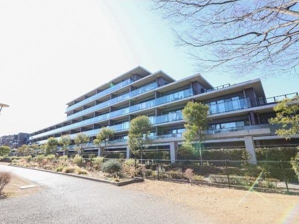 Bright 3BR Unit Steps from Mitakadai Station - View 1