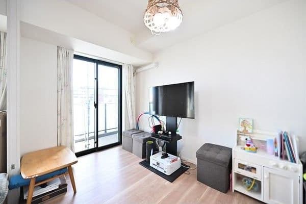 Spacious 2BR in Peaceful Mitaka, 8-Minute Walk to Station - View 1