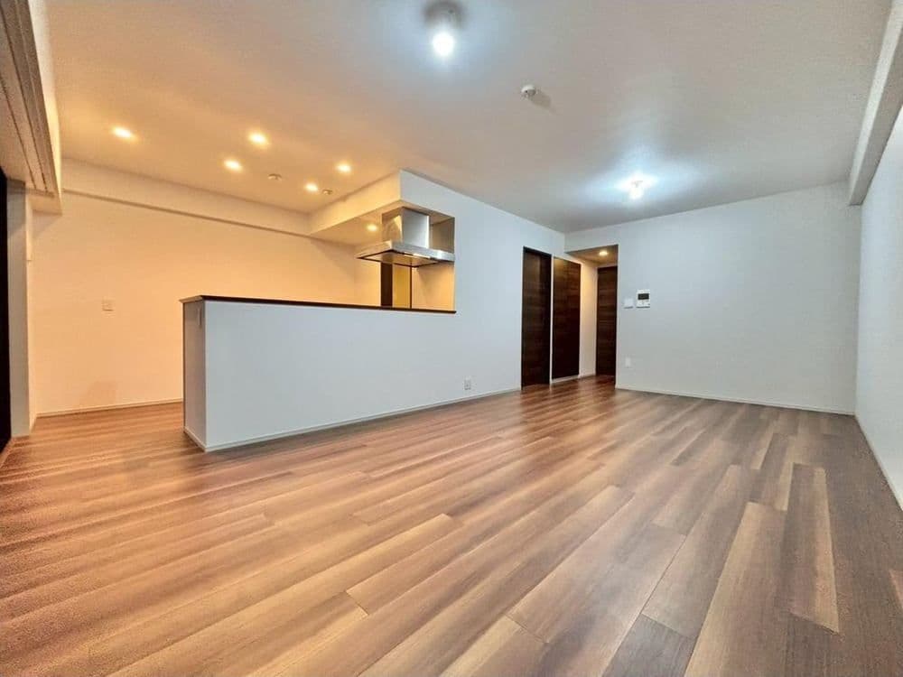Bright 2BR Apartment Near Vibrant Kichijoji - View 1