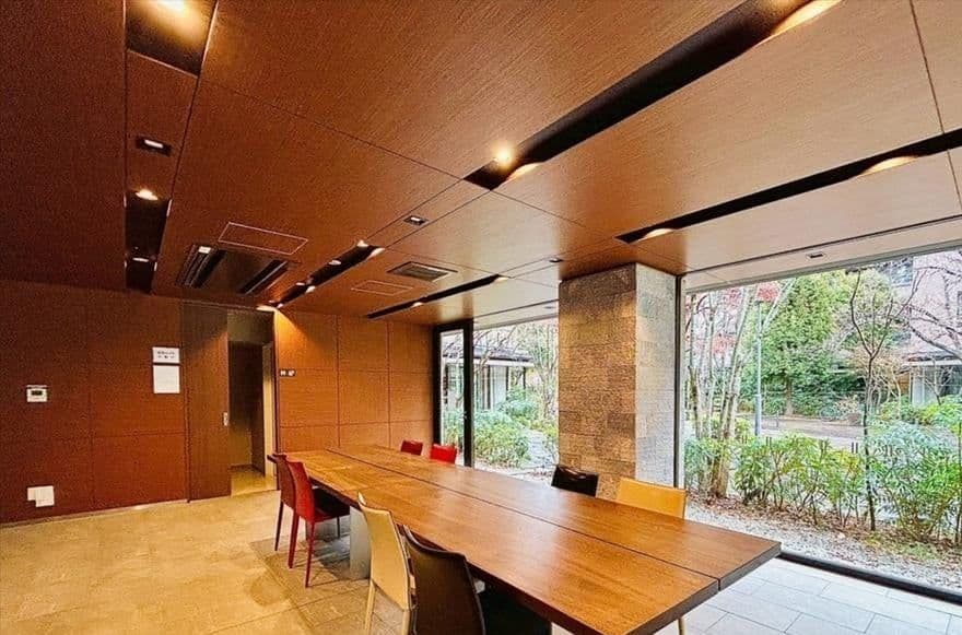 Spacious 3BR Family Home in Chofu - View 1