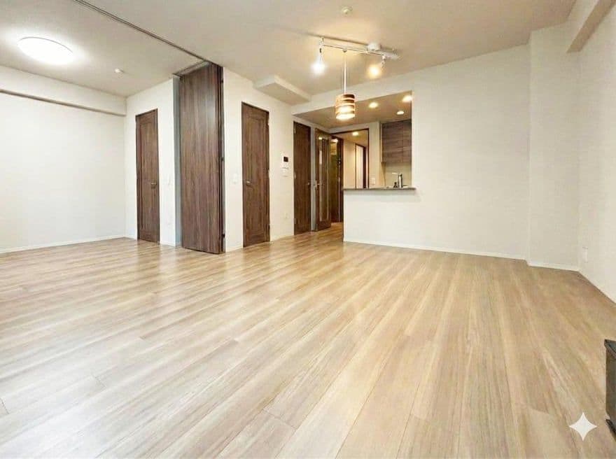 Spacious 3BR Family Home in Chofu, 7 Min to Station - View 1