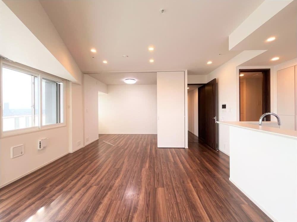 Steps from Tsutsujigaoka Station, Modern 3BR Home - View 1