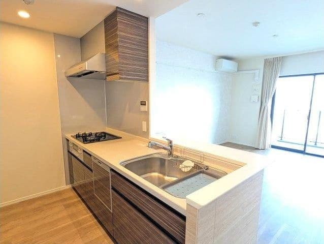 Luxury 2BR with Den, 2 Min to Machida Station - View 1