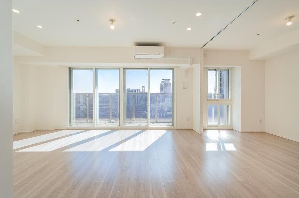 Modern 3BR Tama Apartment Near Keio Line Station - View 1