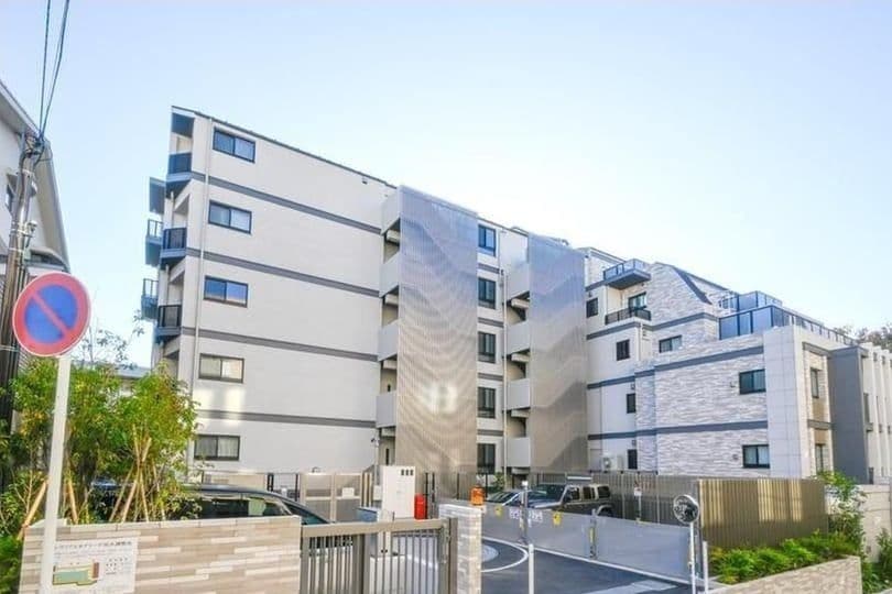 Modern 2BR Near Tama-Plaza Station in Yokohama - View 1