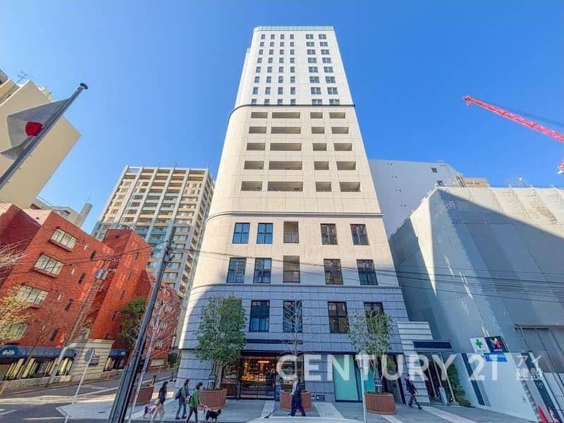 Luxury 2BR Steps from Yamashita Park - View 1