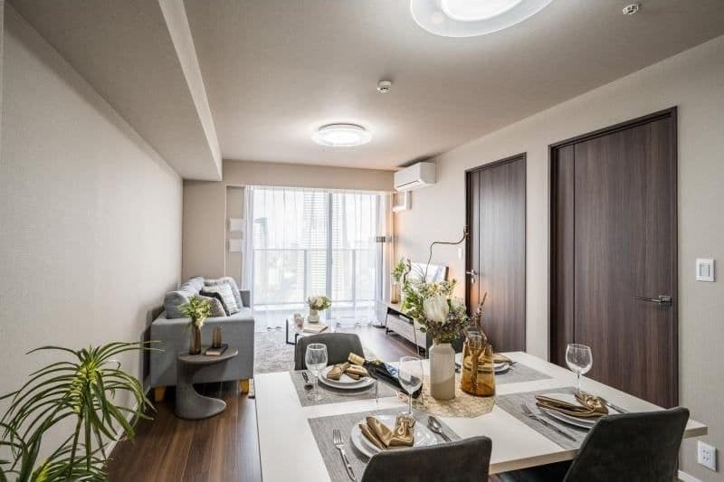 Bright 2BR Near Yokohama's Waterfront - View 1