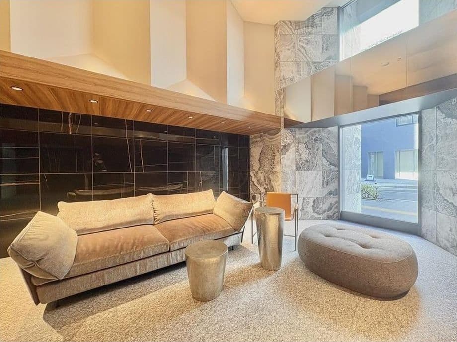 Modern 3BR Apartment Near Kannai Station - View 1