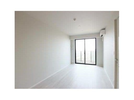 Bright 1BR Tower Apartment in Yokohama - View 1