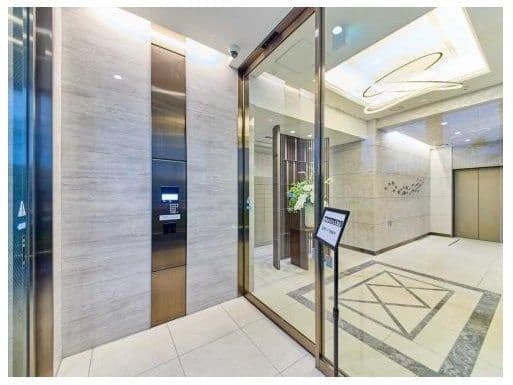 Brand New 2BR in Vibrant Yamashita Park Area - View 1