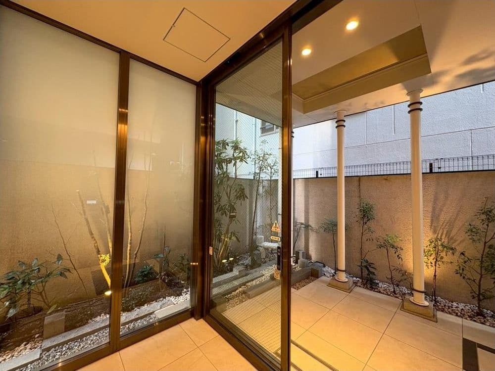 Modern 2BR Apartment Near Yokohama Waterfront - View 1