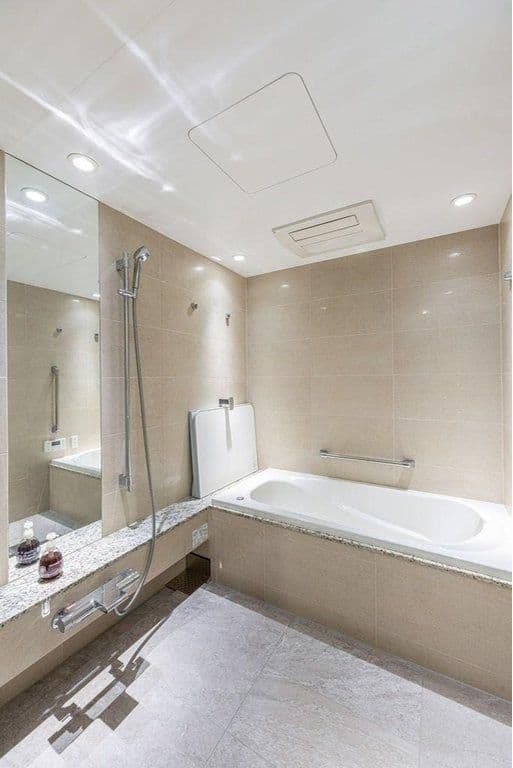 Luxury 1BR with Expansive Layout in Central Yokohama - View 1