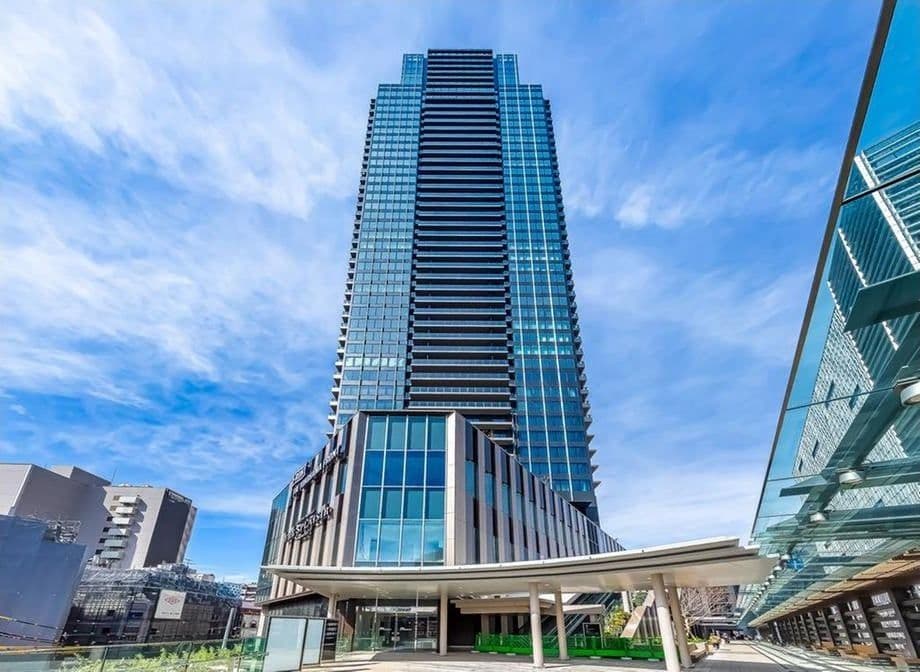Expansive 3BR Luxury Condo Near Yokohama Station - View 1