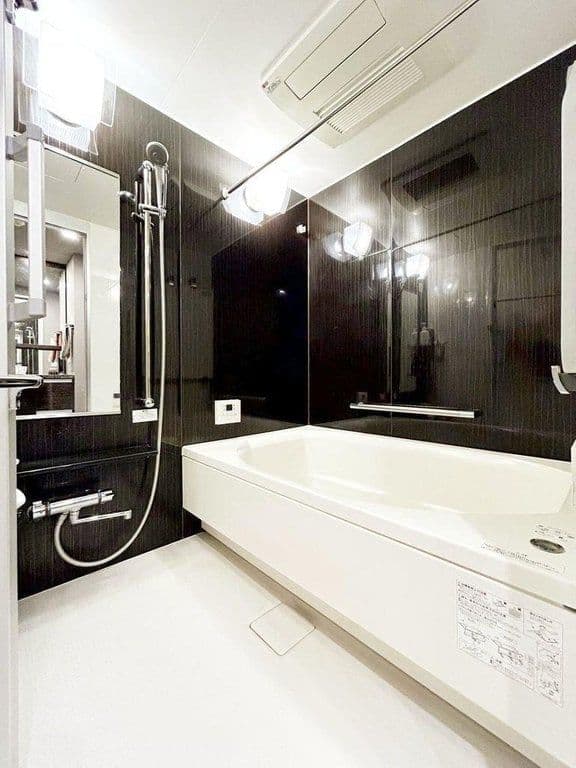 Renovated 3BR Steps from Totsuka Station - View 1