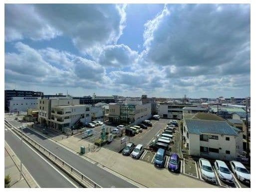 Steps from Seya Station: Bright 3BR with 2 Baths - View 1