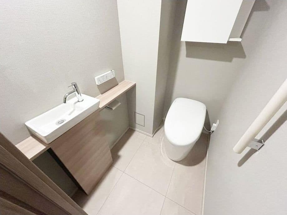 Brand New Luxury 2BR with Den in Musashi-Kosugi - View 1