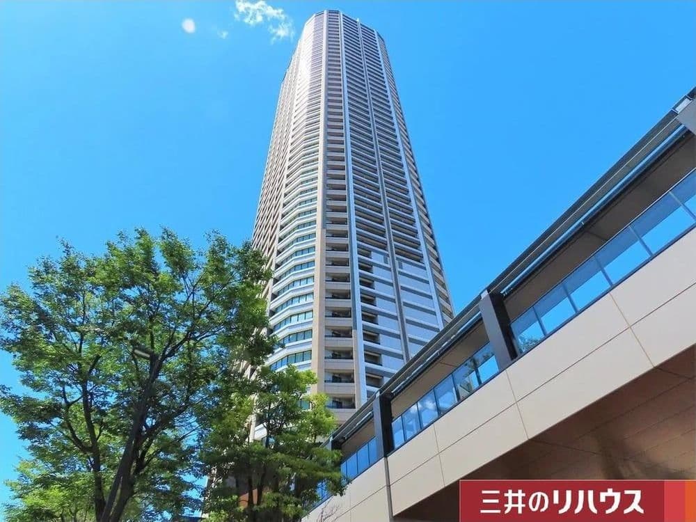 Spacious 3BR with Dual Baths in Kosugi - View 1