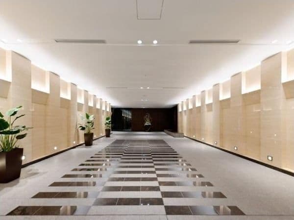 Corner 2BR Luxury Apartment Near Kosugi Station - View 1