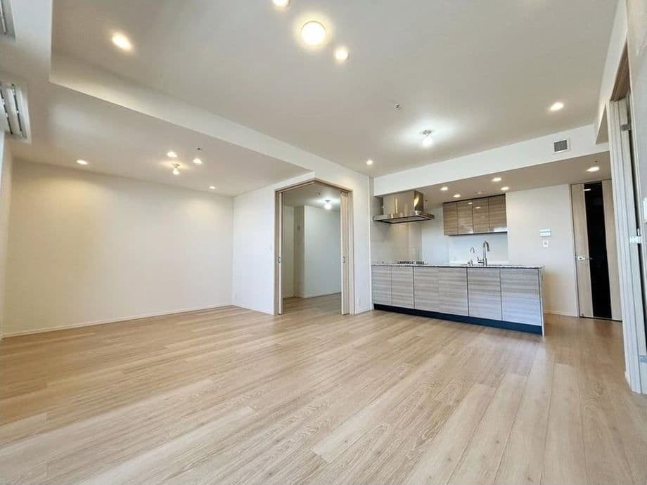 Modern 2BR in Prime Musashi Kosugi Location - View 1