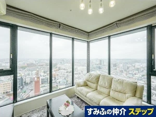 Stylish 3BR in Nakahara's City Tower - View 1